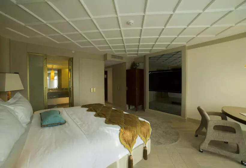 Hotelli Mega Residence &  Nisantasi