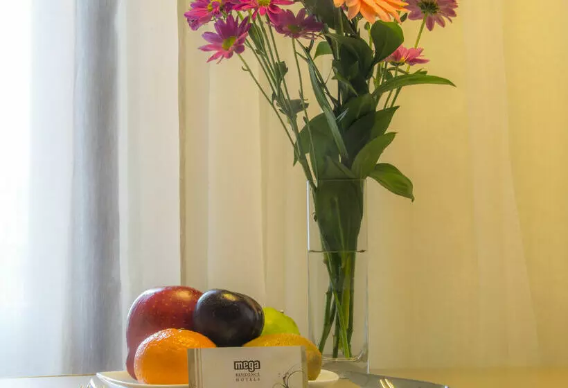 Hotelli Mega Residence &  Nisantasi