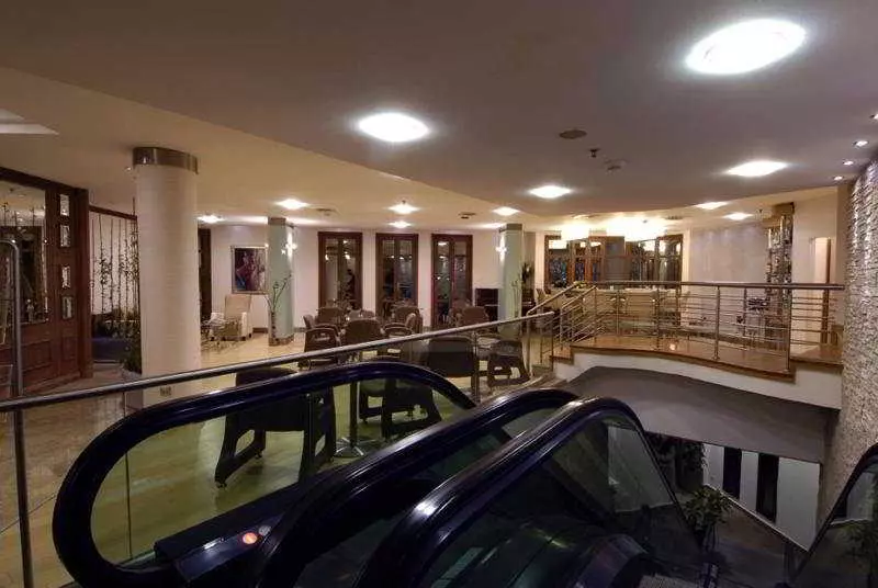 Hotelli Mega Residence &  Nisantasi