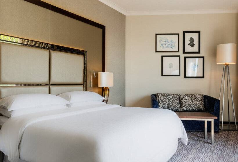 בית מלון כפרי Sheraton Grand Krakow