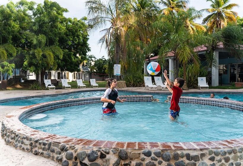 هتل Solace By The Sea