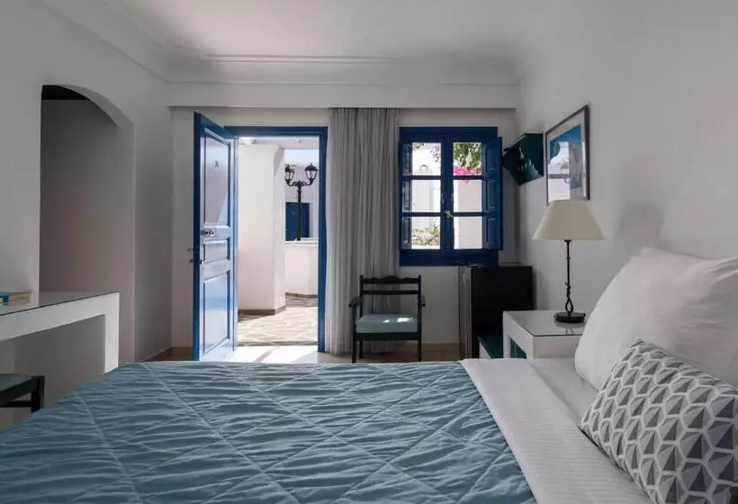 هتل Veggera Beach