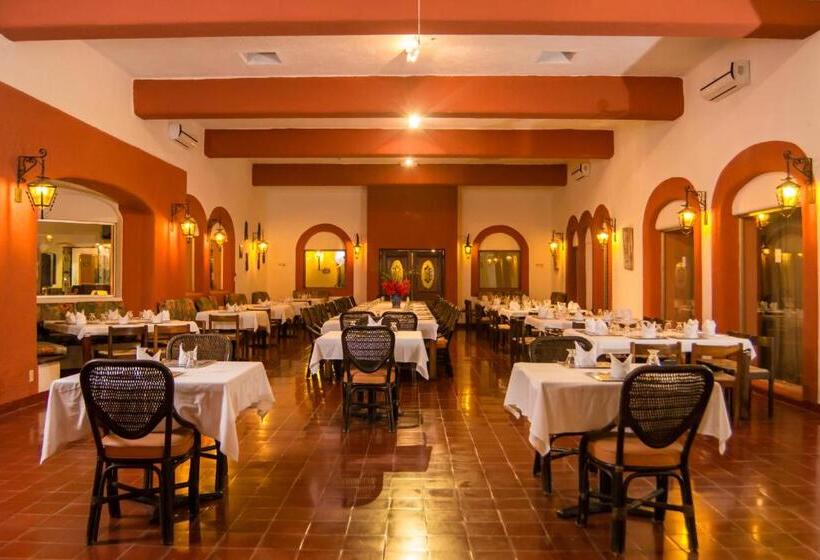 فندق Villas Arqueologicas Chichen Itza