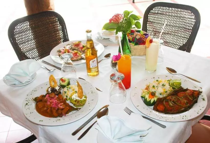 Отель Villas Arqueologicas Chichen Itza