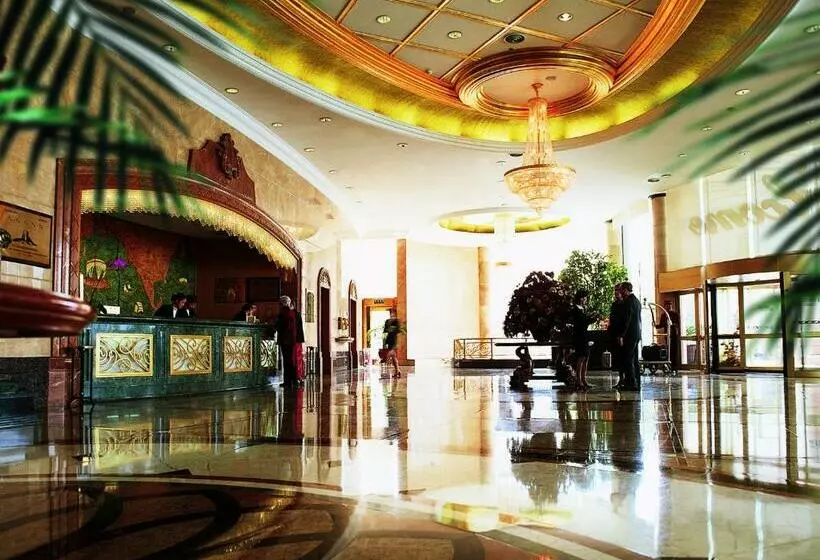 Отель Golden Bay Weihai