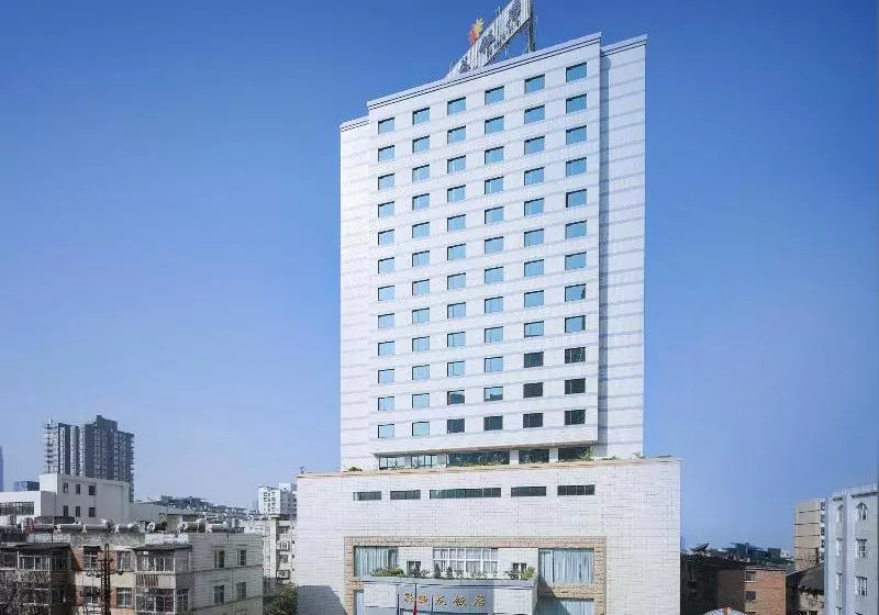 فندق Kunming Wei Long