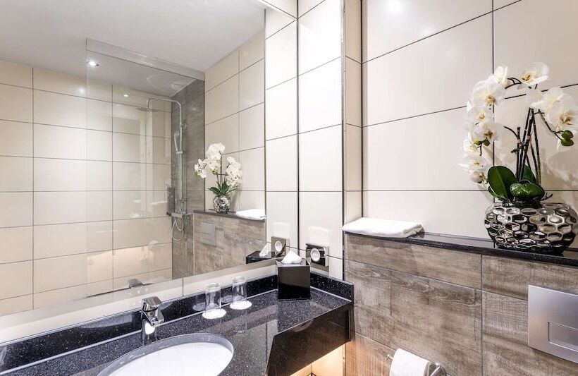 Hotel Plaza Premium Grand Winston