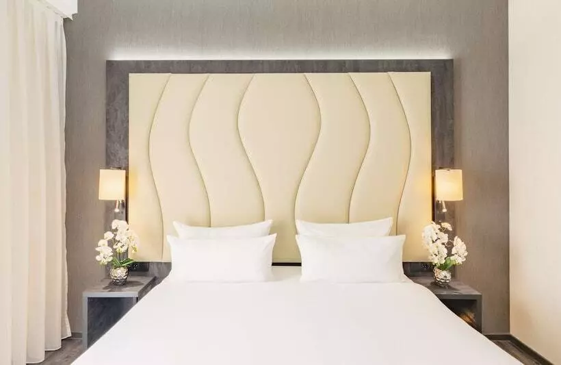 هتل Plaza Premium Grand Winston