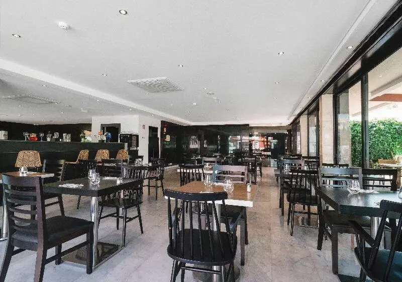 Topazio Vibe Beach Hotel & Apartments   Adults Friendly