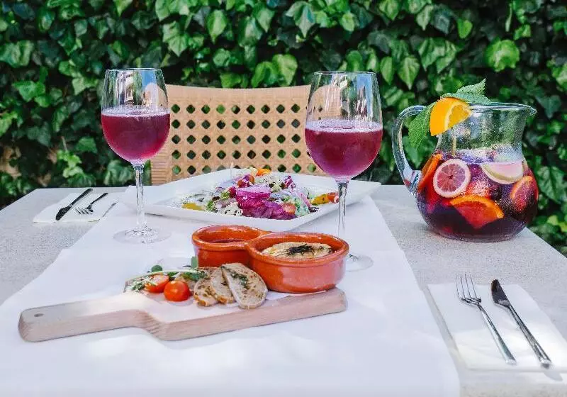 Topazio Vibe Beach Hotel & Apartments   Adults Friendly