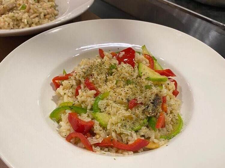 Flora Hotel   Apartments