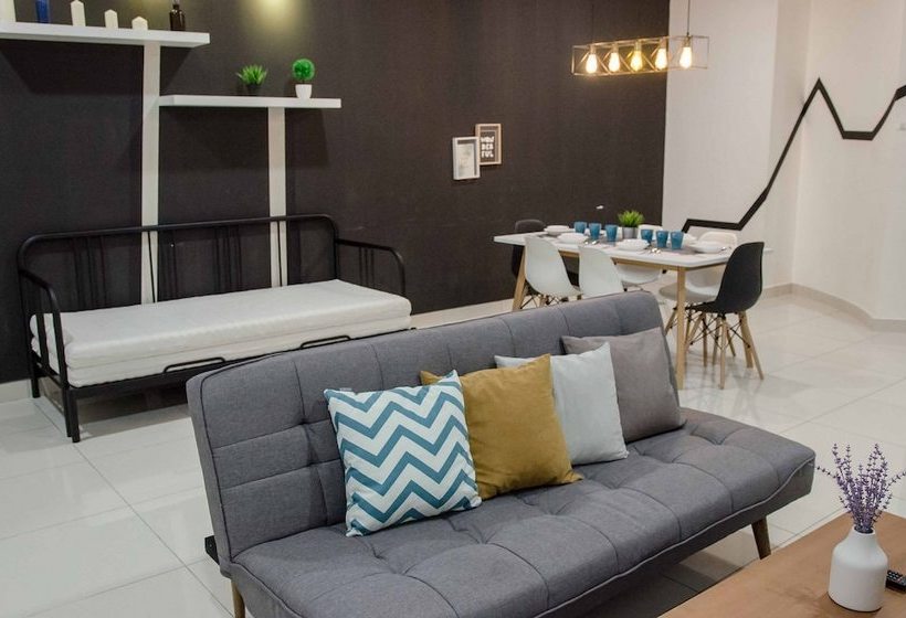 בית מלון כפרי 3 Towers Kl City @ Penguin Homes