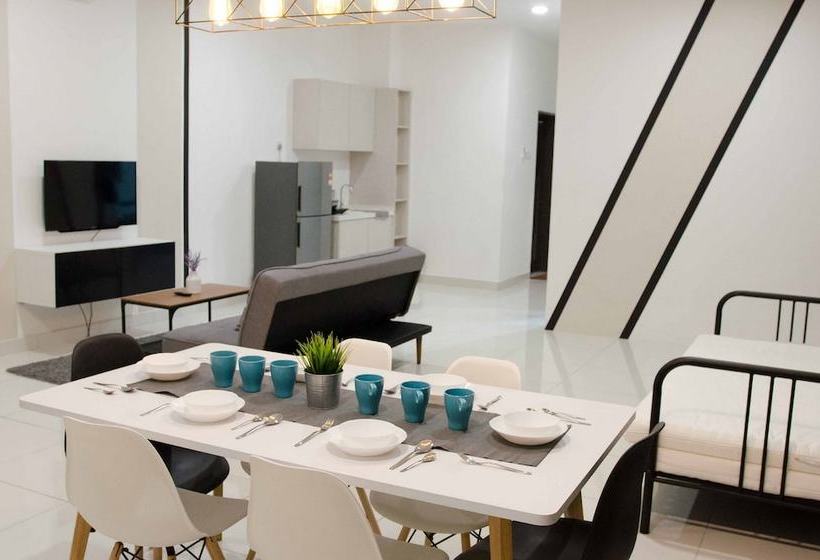 בית מלון כפרי 3 Towers Kl City @ Penguin Homes