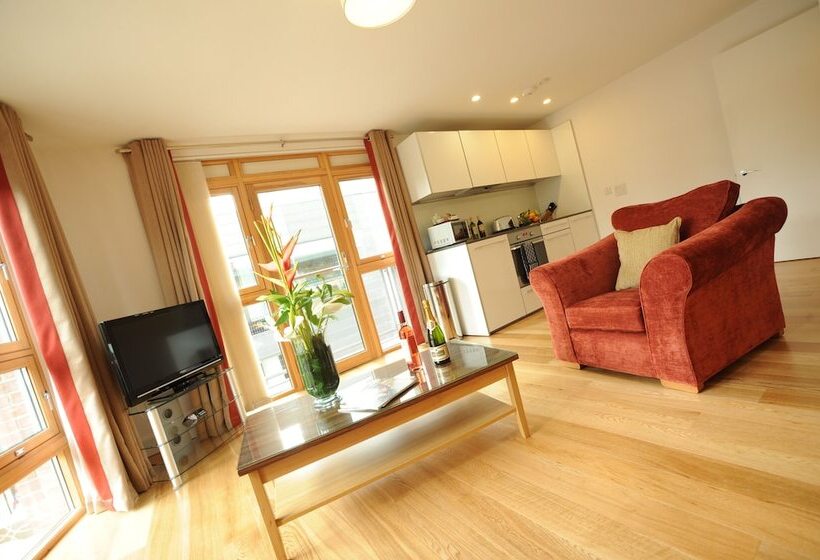 فندق Premier Suites Plus Bristol Cabot Circus