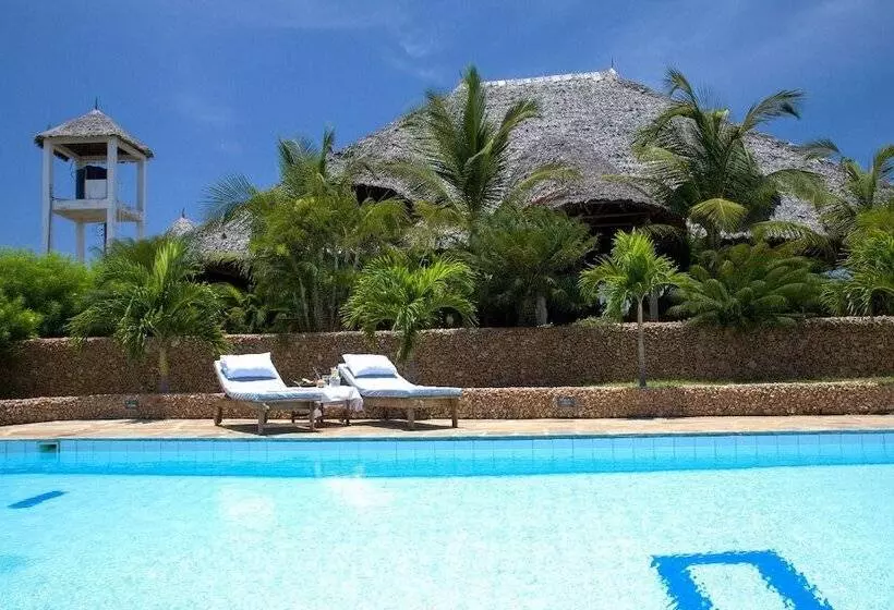 هتل Sheba Cottages