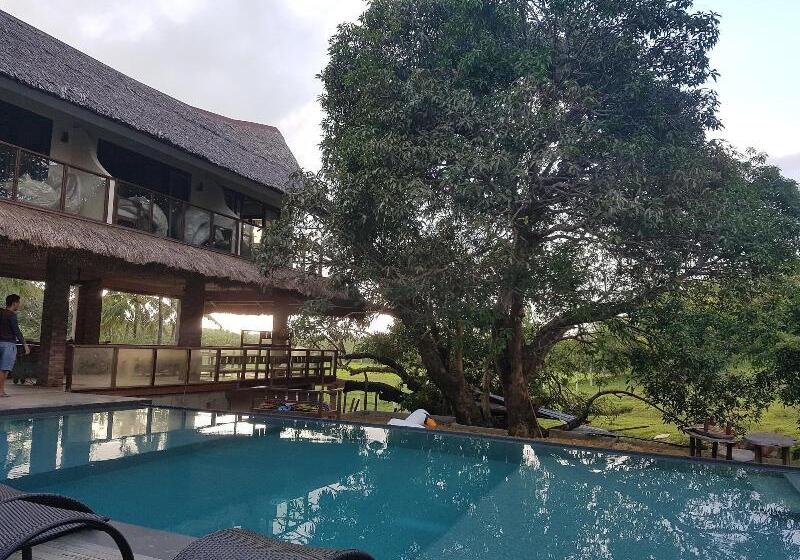 هتل The Hillside Resort Siargao