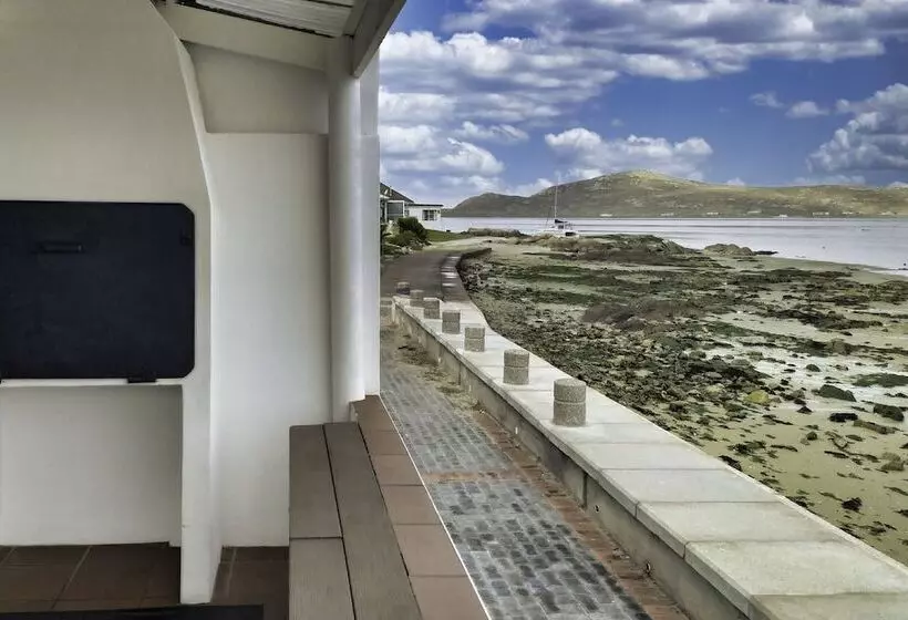 Majatalo Sea Cottage, Langebaan 4 Sleeper