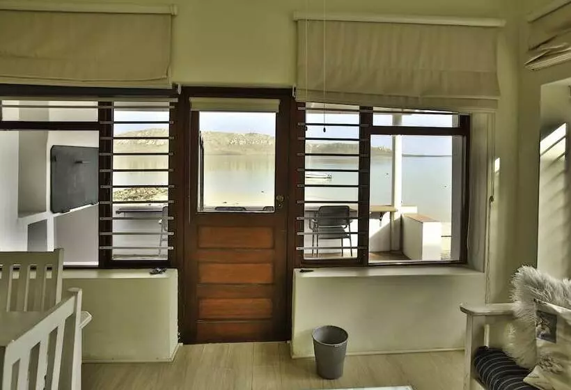 Majatalo Sea Cottage, Langebaan 4 Sleeper