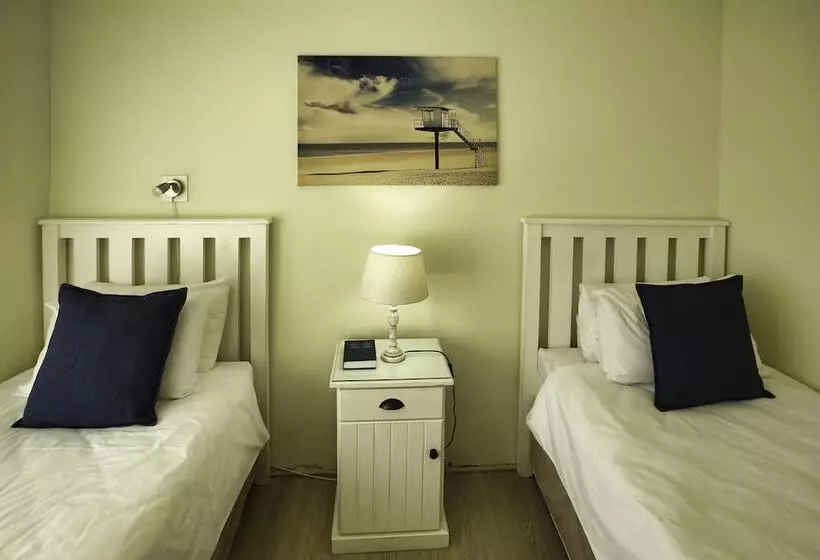 Majatalo Sea Cottage, Langebaan 4 Sleeper