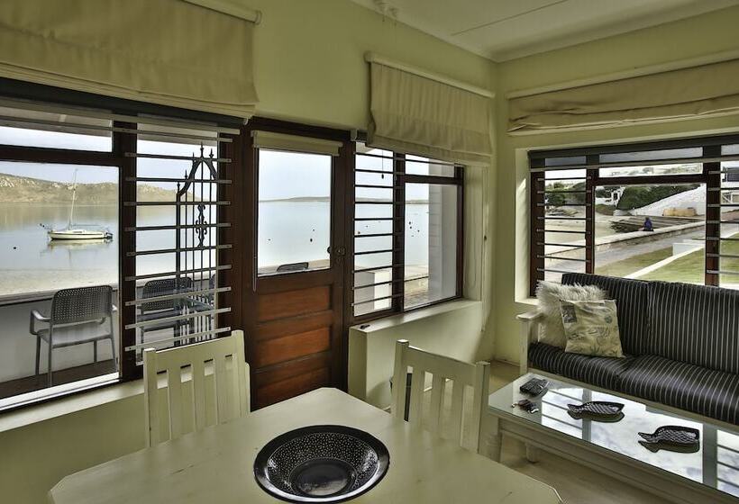 Пансион Sea Cottage, Langebaan 4 Sleeper