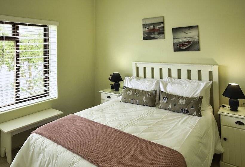 Пансион Sea Cottage, Langebaan 4 Sleeper