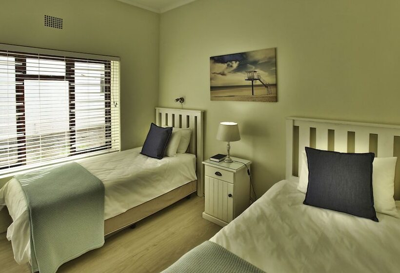 Пансион Sea Cottage, Langebaan 4 Sleeper