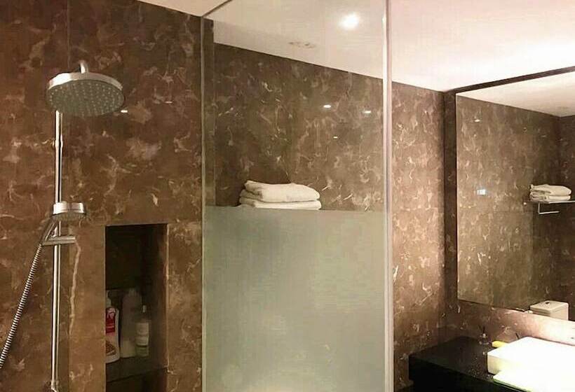 پانسیون Thermospace The Shore