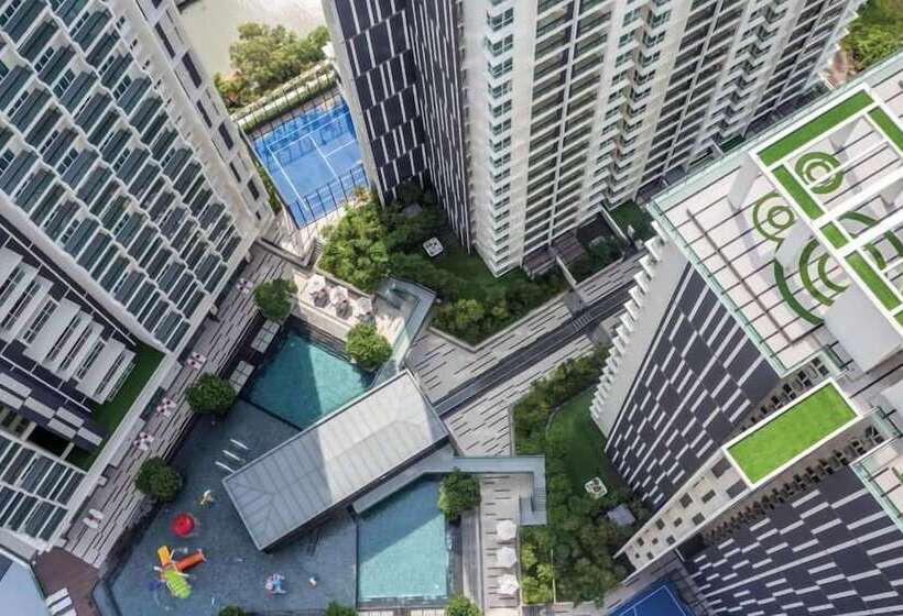 پانسیون Thermospace The Shore