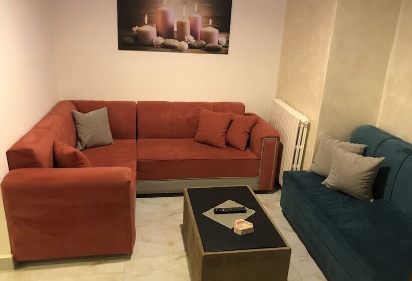 Suzan Studios & Apartments