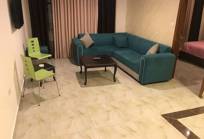 Suzan Studios & Apartments