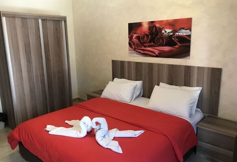 Suzan Studios & Apartments