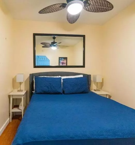 هاستل The Heirloom Inn