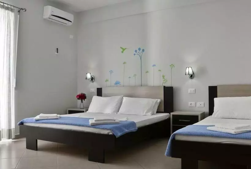 تختخواب و صبحانه Perivolos Apartments