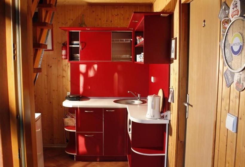 هتل The Jolly Man