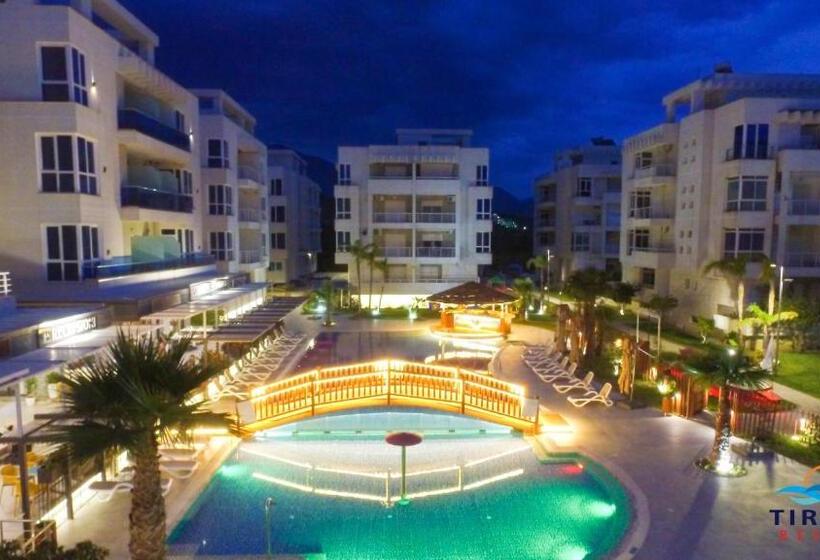 호텔 Tirana Resort Radhime