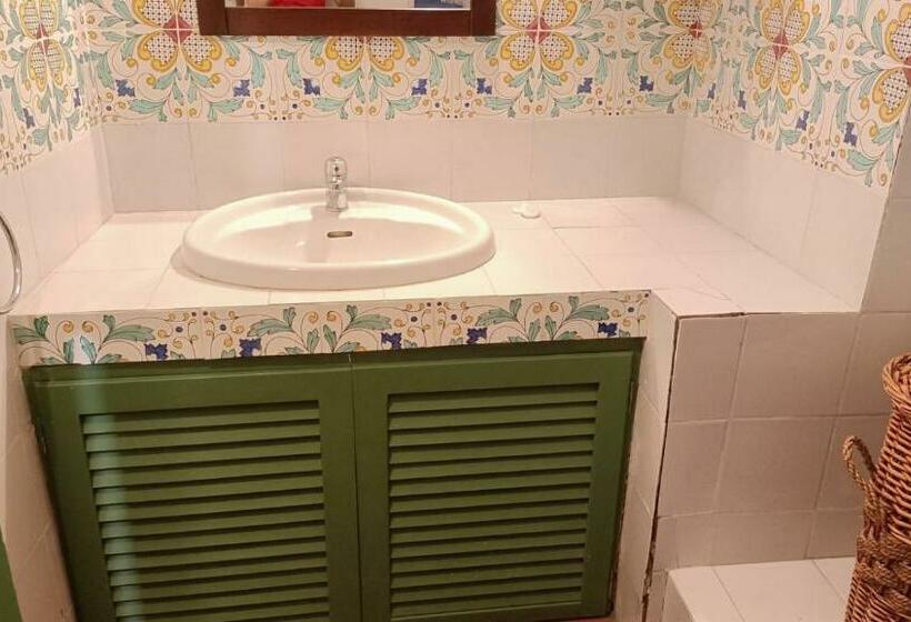 פנסיון Casa Bomboniera