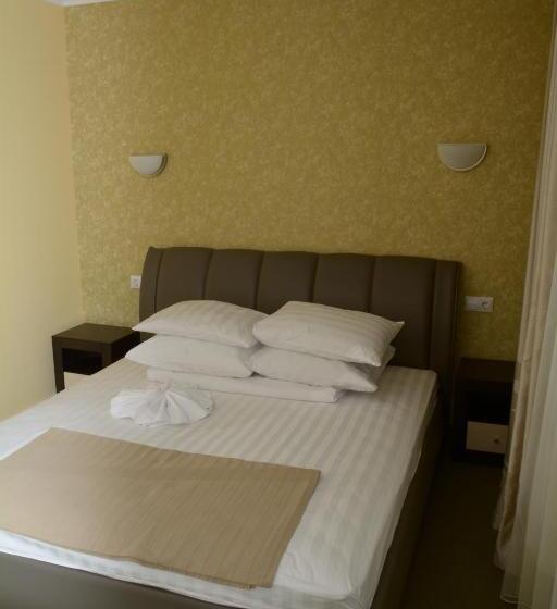 پانسیون Guest House At Lesya Ukrainka