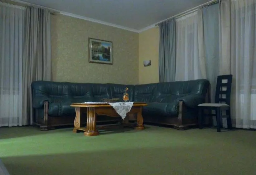 Majatalo Guest House At Lesya Ukrainka