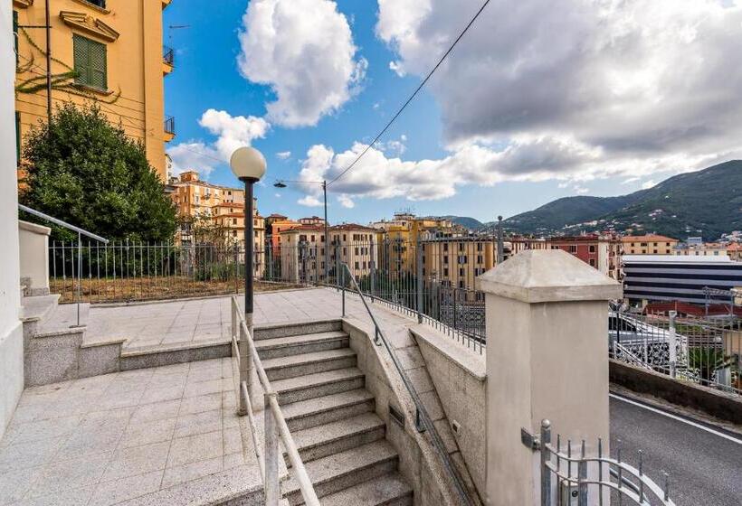 ペンション Lia Apartment