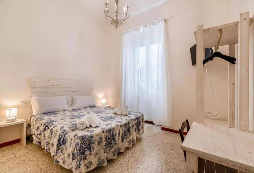 پانسیون Lia Apartment