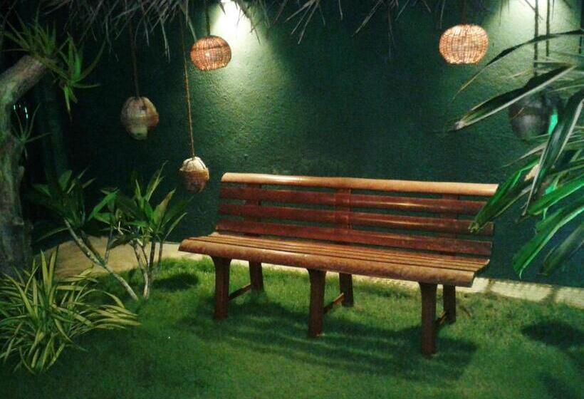 بنسيون Randiya Beach Villa