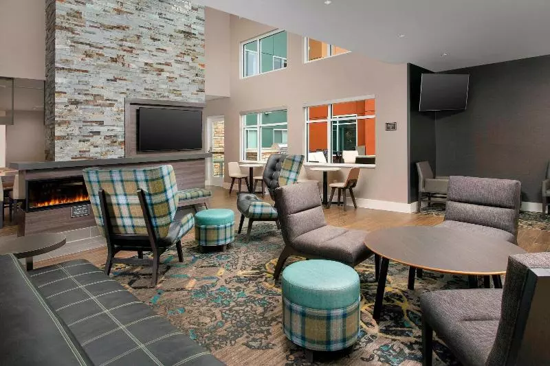 Hotelli Residence Inn By Marriott Detroit Farmington Hills