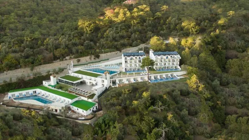 Hotelli Serti̇l Royal Forest