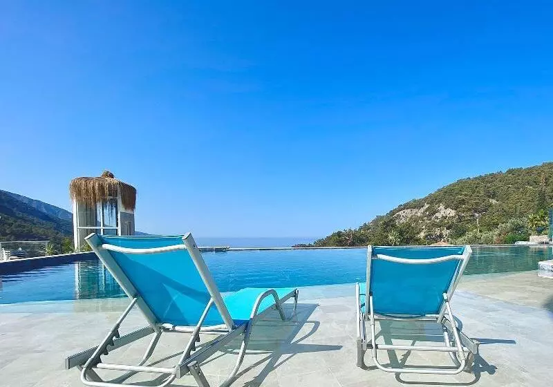 Hotelli Serti̇l Royal Forest