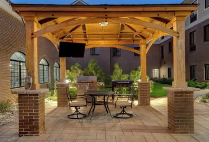 ホテル Staybridge Suites Grand Rapids Sw   Grandville By Ihg