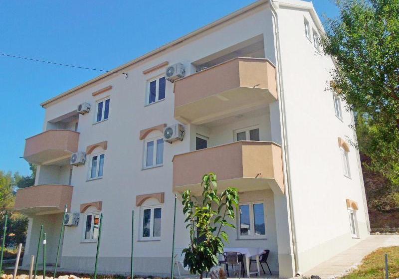 Hotel Apartments Darije