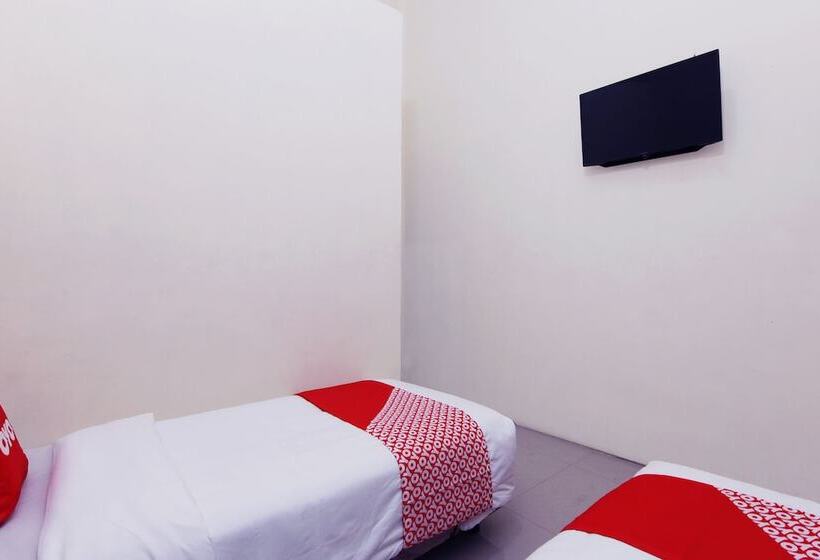 فندق New Sejarah By Oyo Rooms