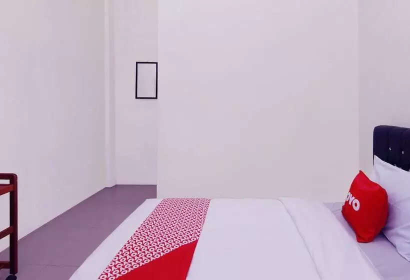 Hotelli New Sejarah By Oyo Rooms