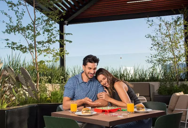 Hotelli Staybridge Suites   Guadalajara Novena, An Ihg