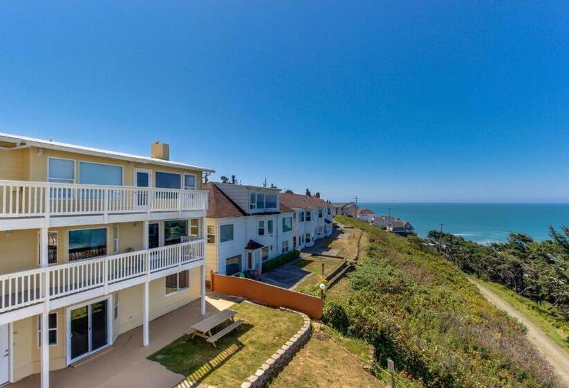 فندق The Whale At Sandstone Point